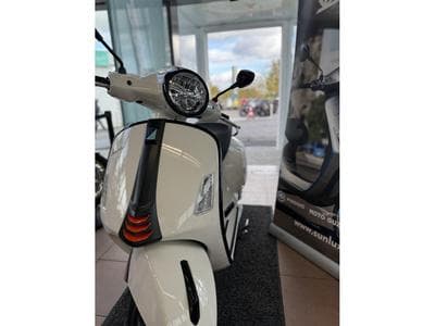 Vespa GTS Super Sport 310 (2026) - Foto 6