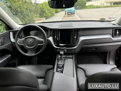 Volvo XC60 MOMENTUM D4 GEARTRONIC 190 CH (2019) - Photo 8