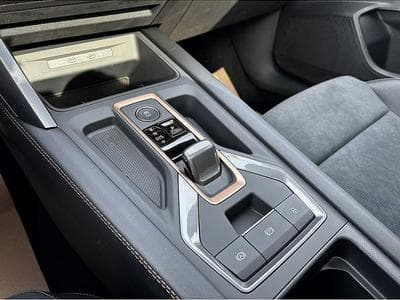 Cupra Leon (2025) - Photo 15