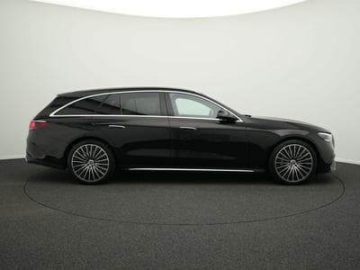 Mercedes E 300 e T-Modell (2023) - Foto 5