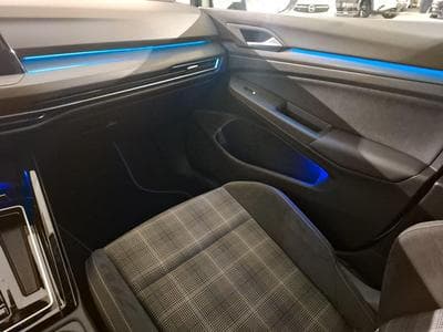 VW Golf 2.0 VIII GTD (2023) - Photo 9