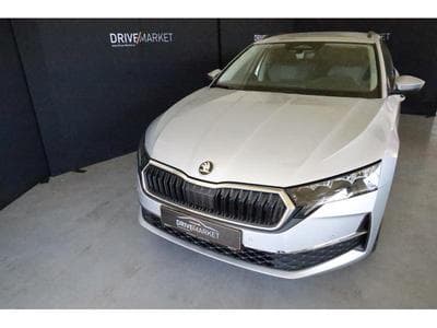 Skoda Octavia Selection (2025) - Photo 12