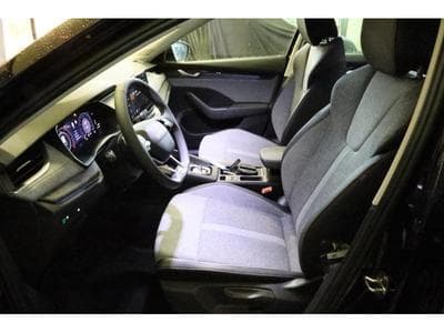 Skoda Octavia Selection (2025) - Photo 10