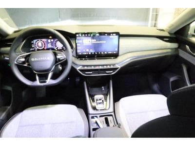 Skoda Octavia Selection (2025) - Photo 2