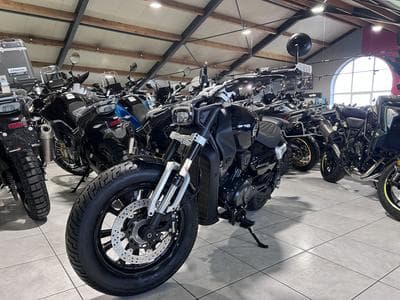 Benelli Leoncino BOBBER V-TWIN 400 (2026) - Photo 2