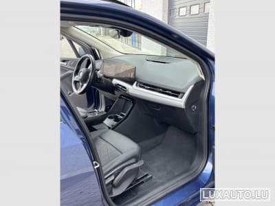 BMW 218 Série 2 Active Tourer 218d, 110 kW (150 ch), Phytonicblau (B (2022) - Photo 8