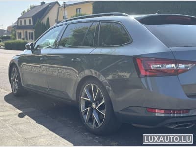 Skoda Superb Sportline (2017) - Photo 4