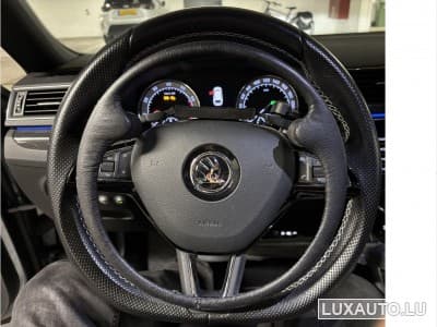 Skoda Superb Sportline (2017) - Photo 5