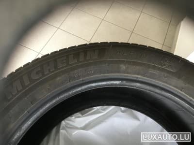 18" - 225/55R 102V