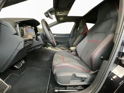 VW Golf GTI-Clubsport+DSG+Pano+RearView (2021) - Photo 9