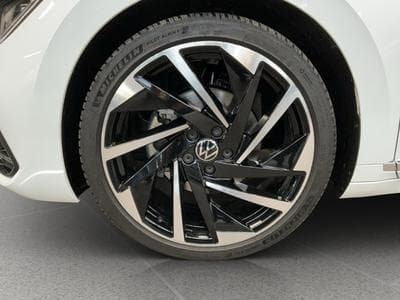 VW Arteon SB+R-Line+DSG+4M+Design+ (2024) - Foto 5