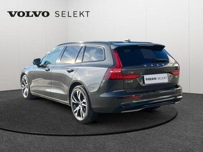 Volvo V60 B4 Plus Dark / Diesel (2023) - Foto 5