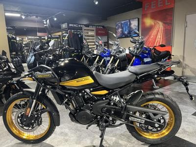 Royal Enfield Himalayan 450 Summit Black tubless (2026) - Foto 4