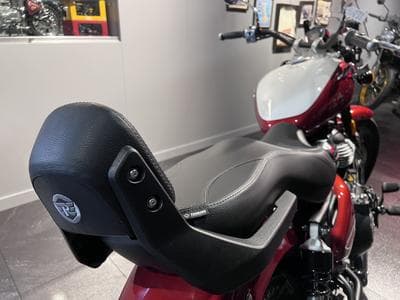 Royal Enfield Meteor Rouge Celestial (2026) - Foto 5