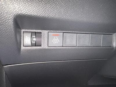 Peugeot 208 1.2 Allure 100cv Clim auto / Régulateur / Sièges chauffants (2023) - Photo 14