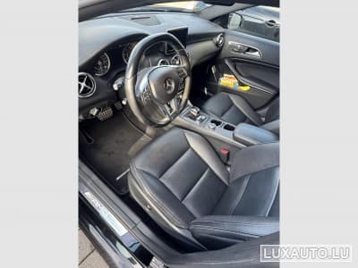 Mercedes A 45 AMG (2014) - Photo 9