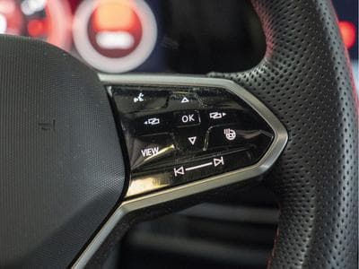 VW Golf GTI Clubsport 2.0 TSI 300CV DSG7 (2023) - Photo 12