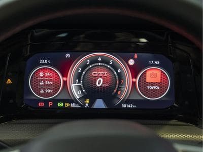 VW Golf GTI Clubsport 2.0 TSI 300CV DSG7 (2023) - Photo 13