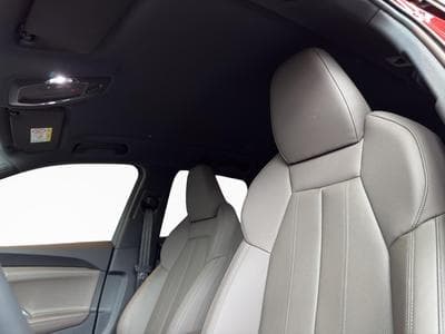 Audi Q5 SUV quattro (2025) - Photo 13