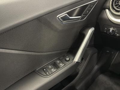 Audi Q2 S line (2025) - Foto 14