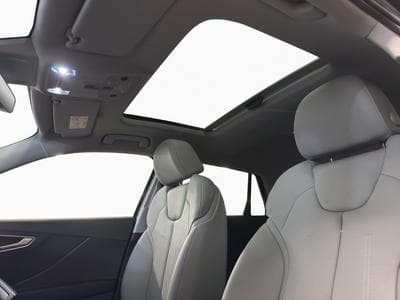 Audi Q2 S line (2025) - Foto 15