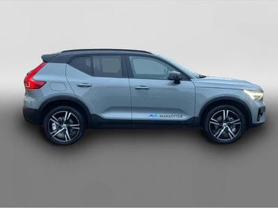 Volvo XC40 (2025) - Photo 4
