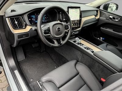 Volvo XC60 (2025) - Photo 6