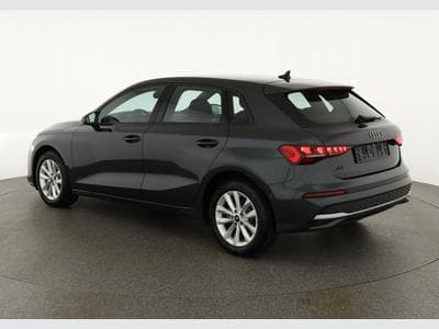 Audi A3 Sportback 35 TFSI (2025) - Foto 3
