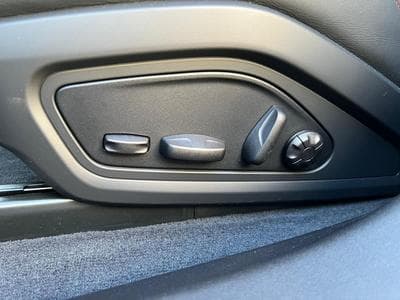 Audi e-tron basis quattro (2025) - Foto 13