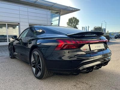 Audi e-tron basis quattro (2025) - Foto 5