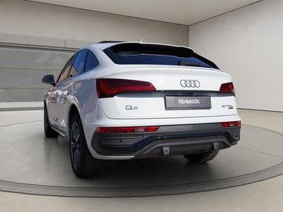 Audi Q5 Sportback S line (2024) - Foto 5