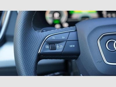 Audi Q5 Sportback S line (2024) - Foto 9