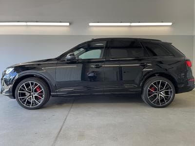 Q7