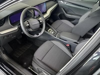 Skoda Octavia Selection 2.0 TDI (2025) - Foto 2