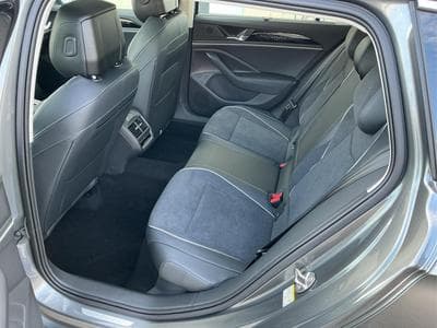 VW Passat Variant Elegance (2026) - Photo 15