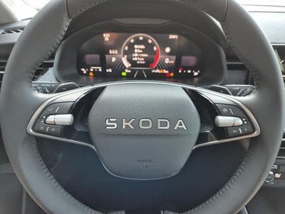 Skoda Kamiq 1.0 TSI 115PS (2025) - Foto 15