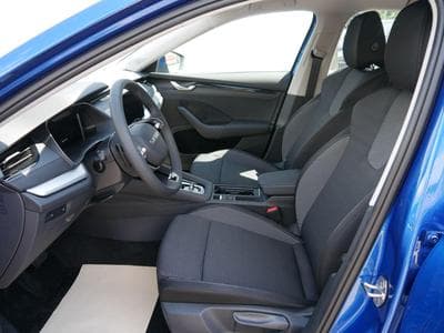 Skoda Octavia Selection (2025) - Foto 7