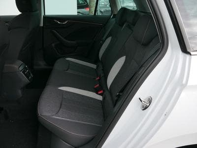 Skoda Kamiq Kamiq 130 Jahre (2025) - Foto 10