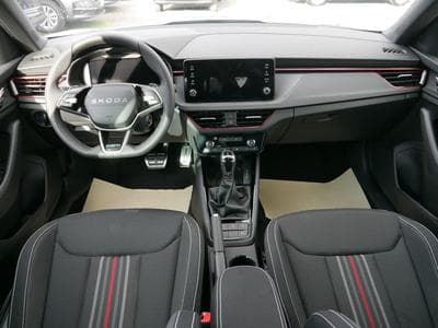 Skoda Kamiq Monte Carlo (2026) - Foto 11