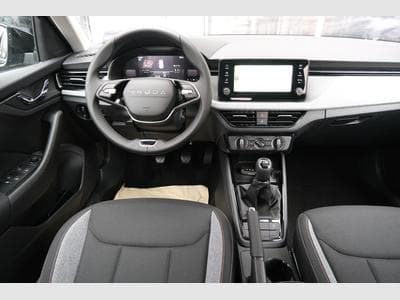 Skoda Kamiq 1.0 TSI Selection (2025) - Foto 10