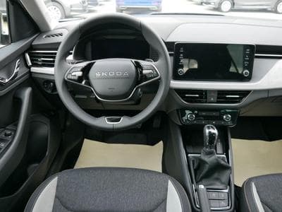 Skoda Kamiq Kamiq 130 Jahre (2025) - Foto 13