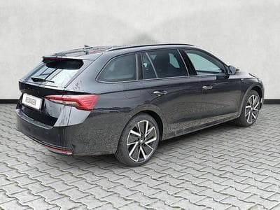 Skoda Octavia 1.5 TSI mHEV 110 kW Sportline (2025) - Foto 3