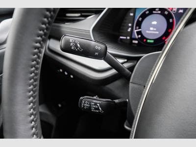 Skoda Octavia Kombi 1,5 eTSI (2025) - Foto 10