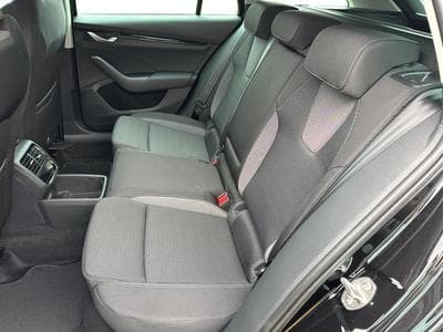 Skoda Octavia Selection (2025) - Foto 13