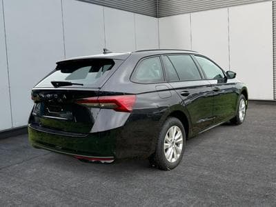 Skoda Octavia Selection (2025) - Foto 6