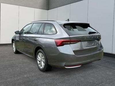 Skoda Octavia Selection (2025) - Foto 8
