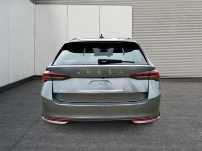 Skoda Octavia Selection (2025) - Foto 7