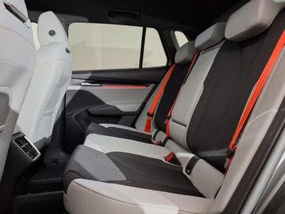 Skoda Elroq 85 82 kWh Batterie Elektromotor 1-Gang-Automatik (2025) - Foto 14