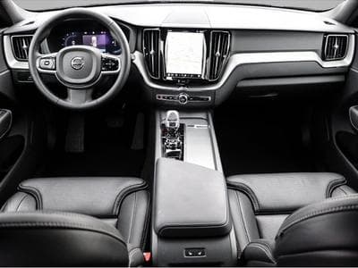 Volvo XC60 (2024) - Photo 4