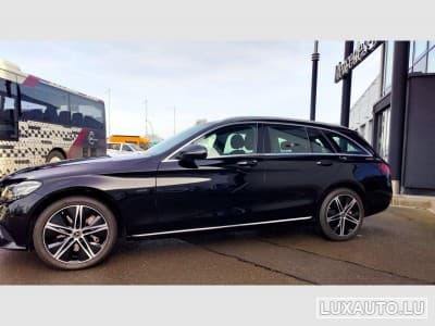 Mercedes C 300 e T (2021) - Photo 3